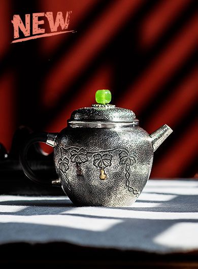 https://www.mmosale.net/wp-content/uploads/2021/10/silver_teapot_3900.jpg